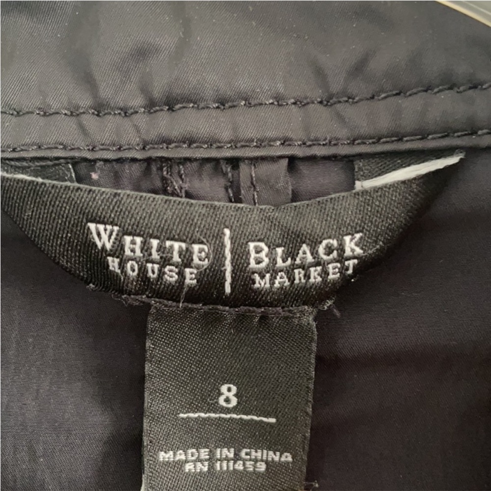 Black jacket 🧥 - Picture 2 of 2